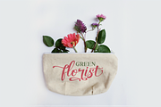 Beauty & Shine / Pretty Script, a Script Font by Java pep (Thumbnail 13 of 15)