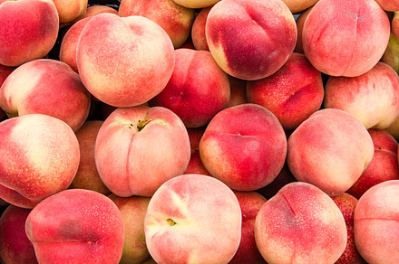Peaches At The Farmers Market preview 6