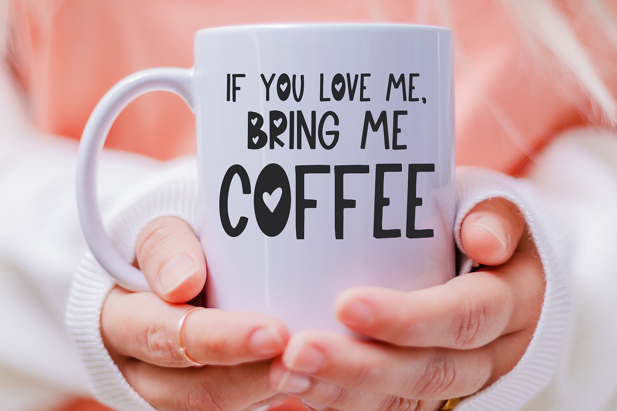 Heartbreaker, Cute Handwritten Font, a Handwritten Font by Designing Digitals (Photo 4 of 9)