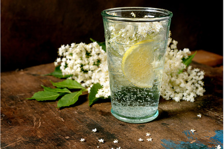 Elderflower Sparkling Water with