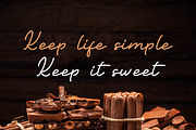 Kinanthi - Signature Font, a Font by Gumrega Studio (Thumbnail 5 of 8)