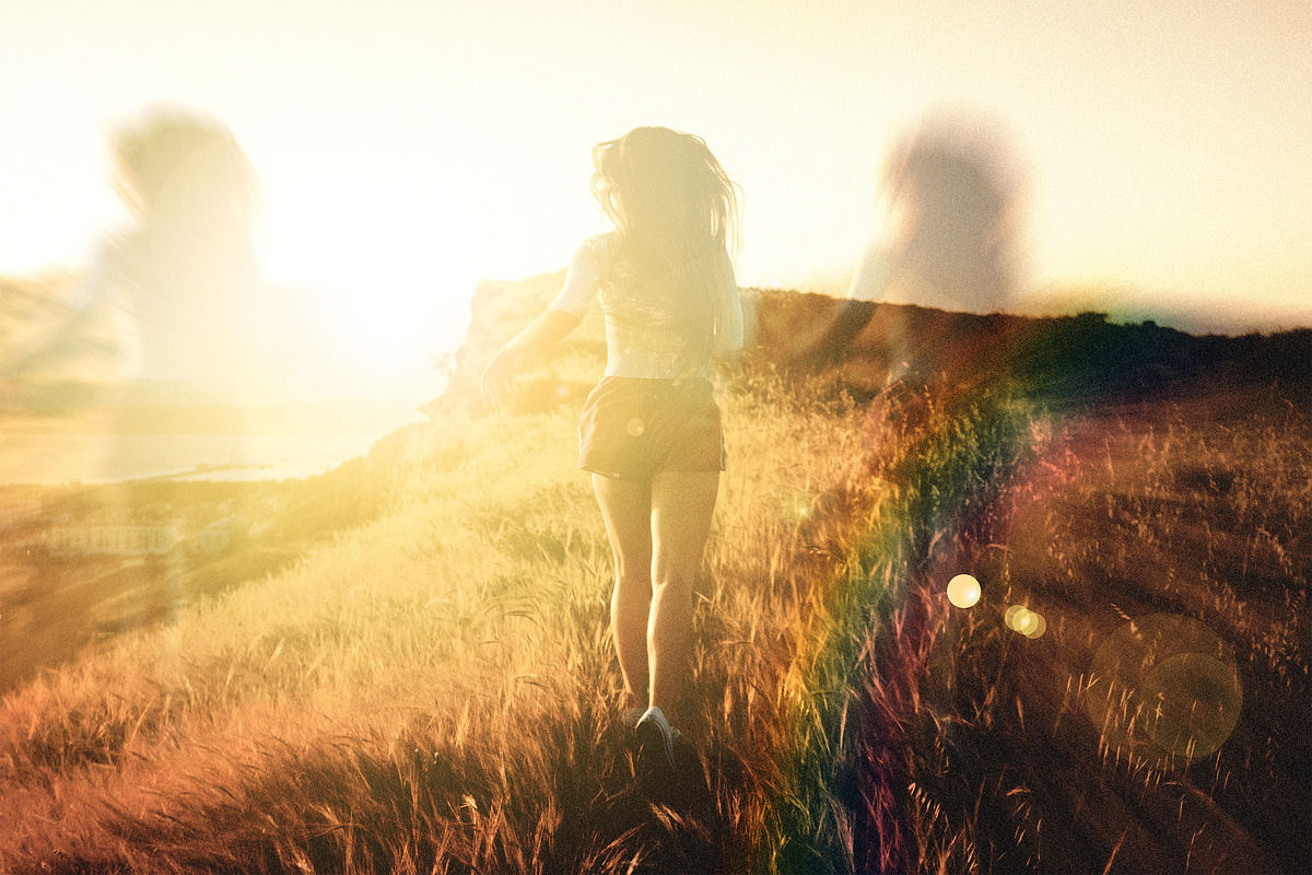 Lens Flare Photo Effect, a Layer Style Add-On by Design Squad (Photo 5 of 6)