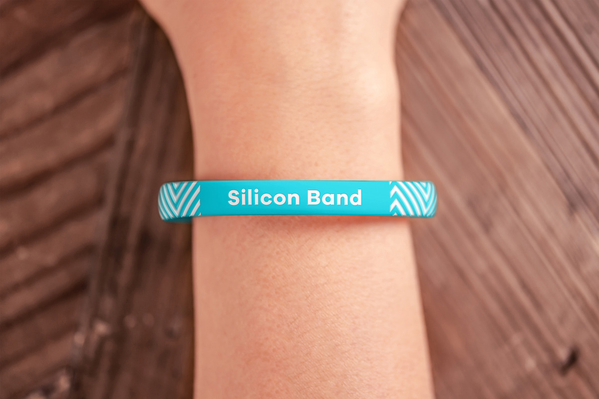 Silicon Band Mock-up, a Product Mockup by Yogurt86 (Photo 18 of 22)