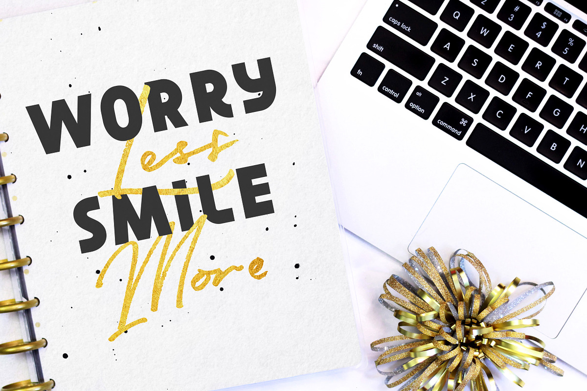 Easy Lullabye logo branding font preview 7
