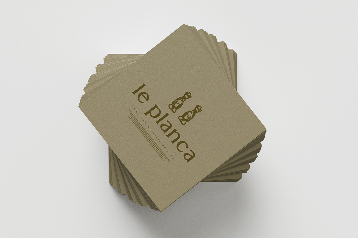 LA DE CHANE Display Font, a Serif Font by Hishand Studio (Photo 9 of 10)