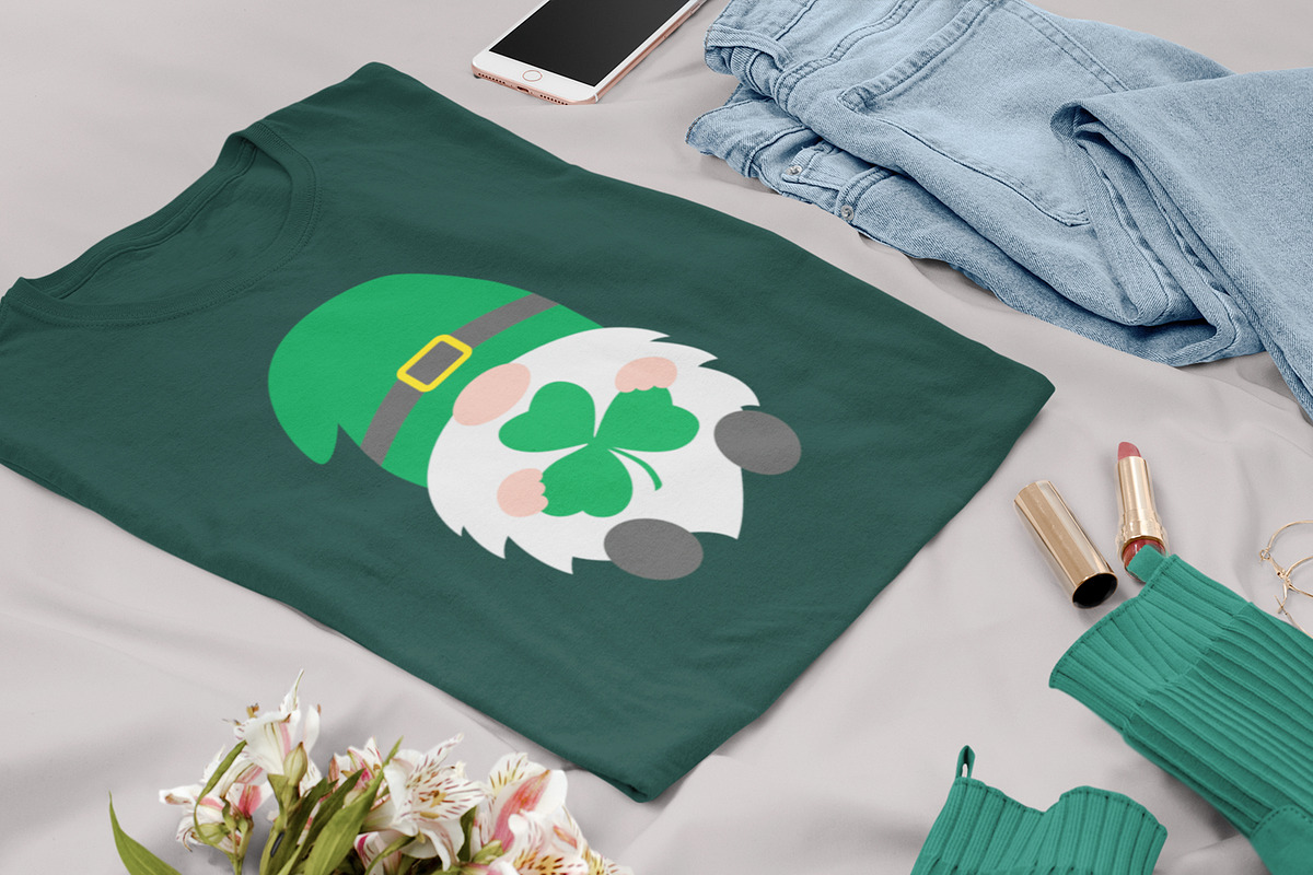 St Patrick's Day Gnomes svg bundle, an Illustration by Peachycottoncandy (Photo 5 of 6)