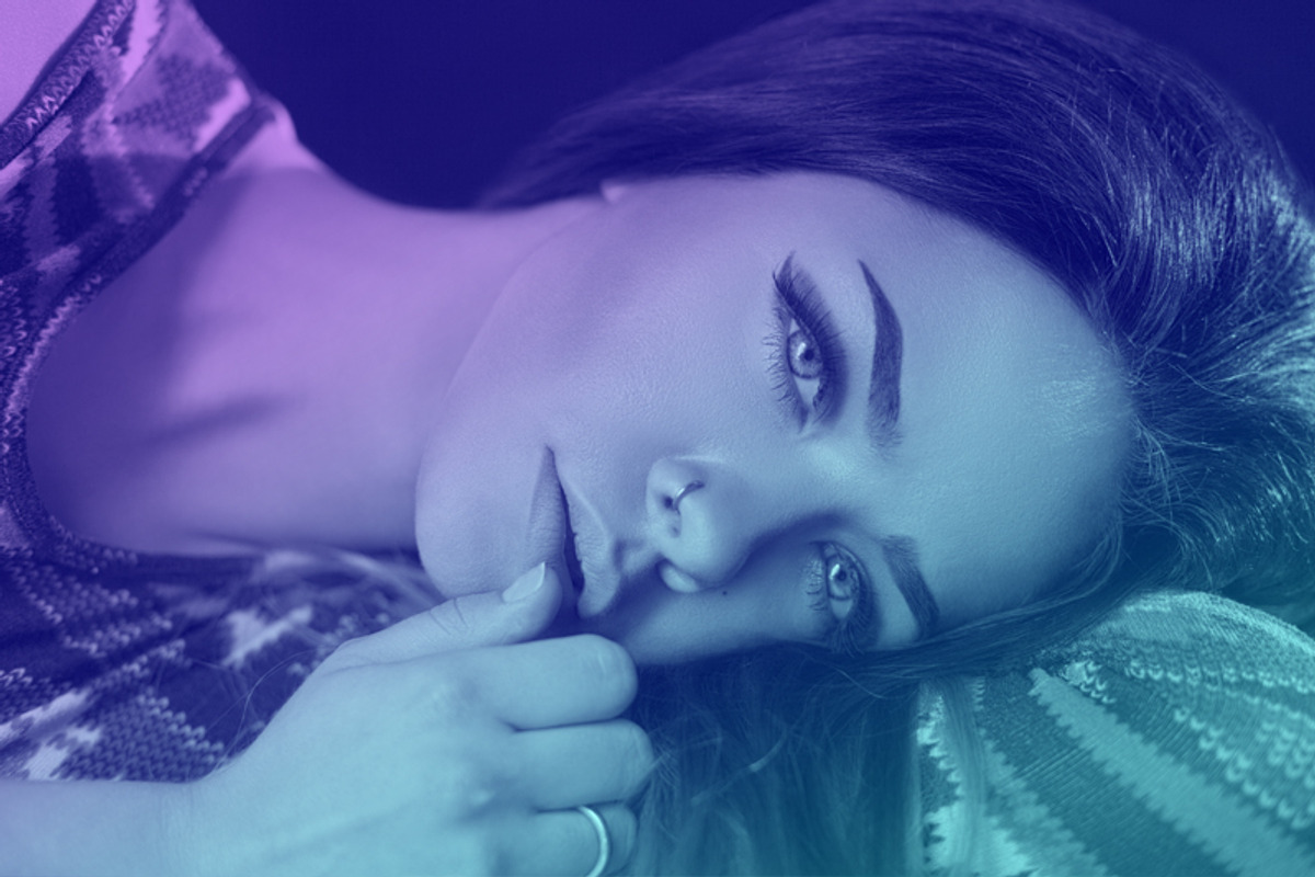 40 Gradient Photoshop Actions, an Action Add-On by VividFrame (Photo 10 of 10)