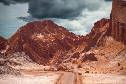 Amphitheatre is beautiful geological formation of Moon Valley, a Photo by Pictures for you!!!!!!!!!