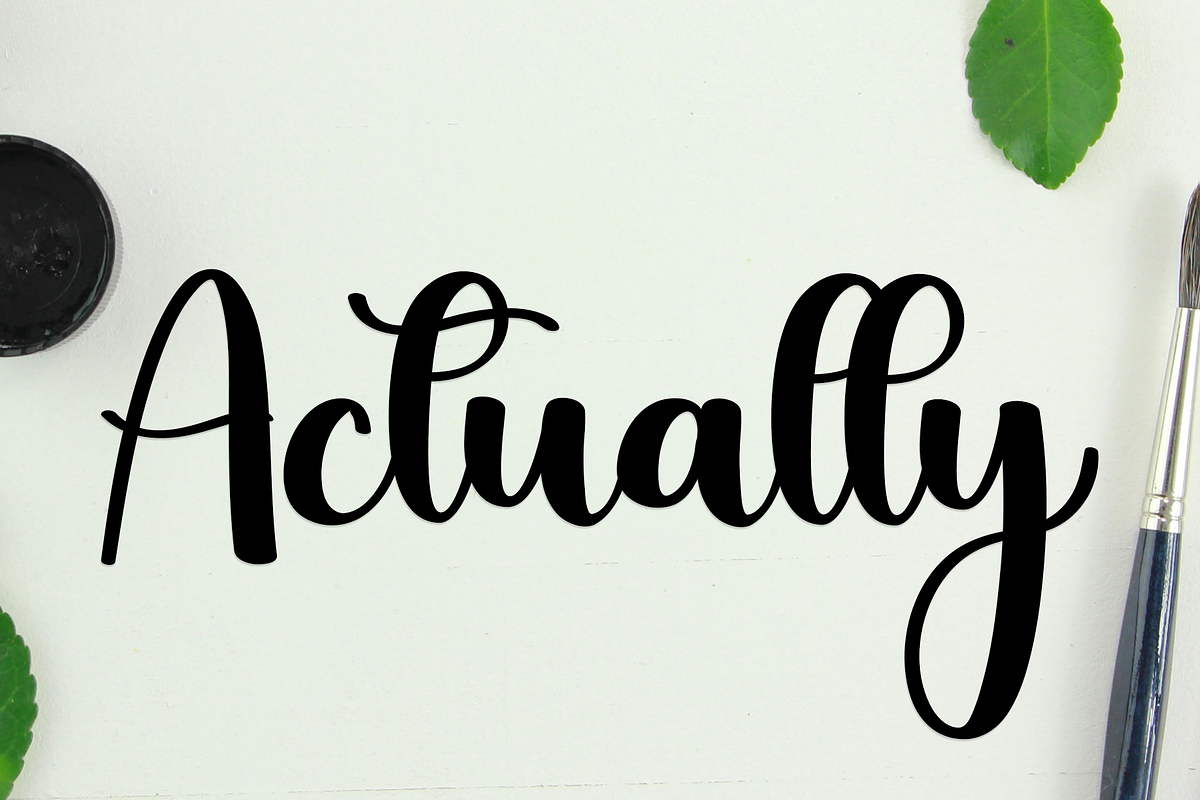 Jungleland, a Handwritten Font by InermediaSTUDIO (Photo 4 of 8)