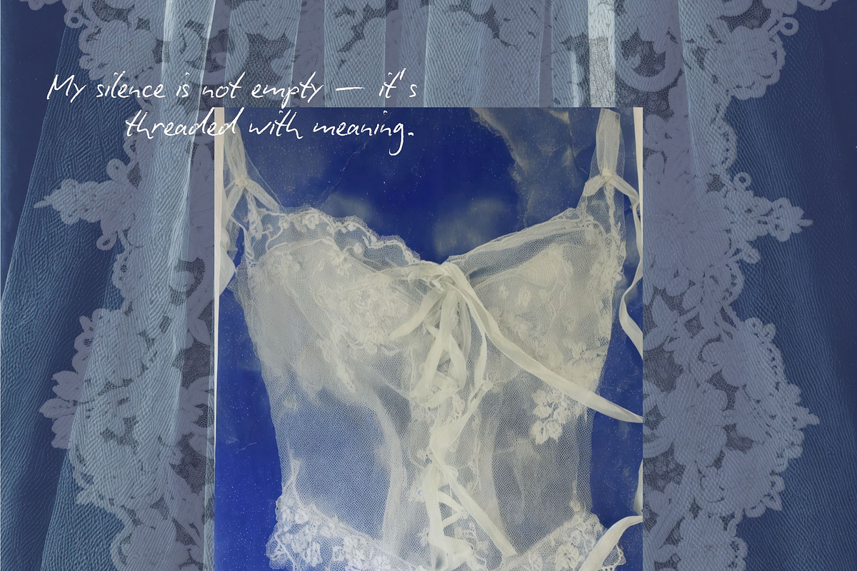 Thread of Memory:Feminine Collection, an Object Graphic by Natali Batu (Photo 4 of 10)