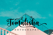 Fenivay Script, a Script Font by Strong.co (Thumbnail 5 of 9)