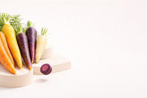 Rainbow carrots in yellow and purple, a Photo by Dvoevnore photos