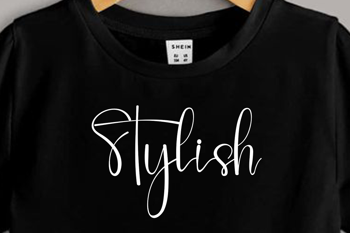 The Bestia, a Handwritten Font by InermediaSTUDIO (Photo 4 of 8)
