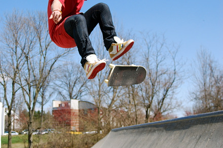 Silhouetted Kickflip preview 6