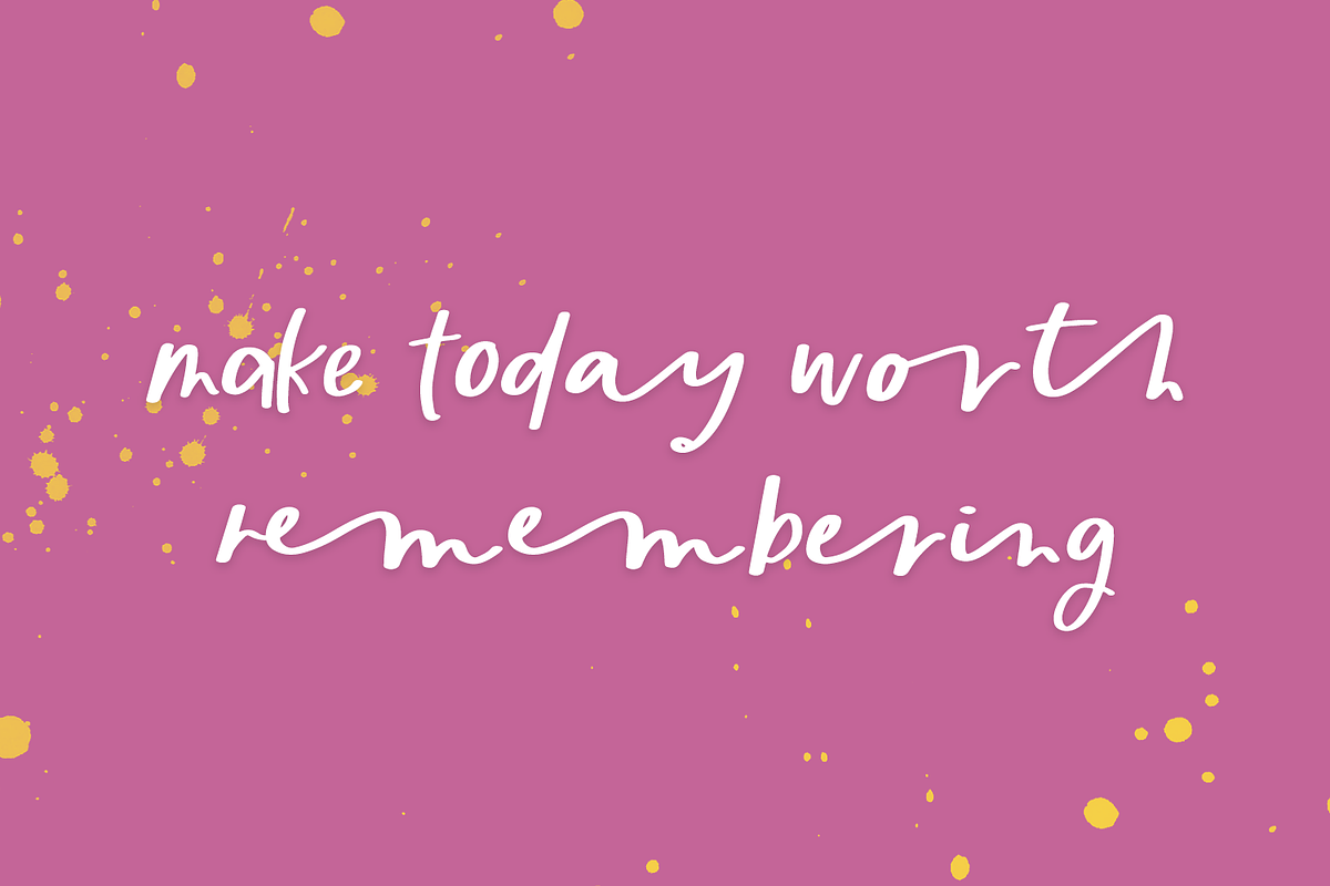 Lemonberries Script, a Handwritten Font by Beck McCormick (Photo 2 of 10)
