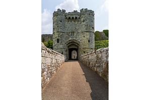 Entrance Gatehouse of Carisbrooke, an Architecture Photo by Backyard Stock