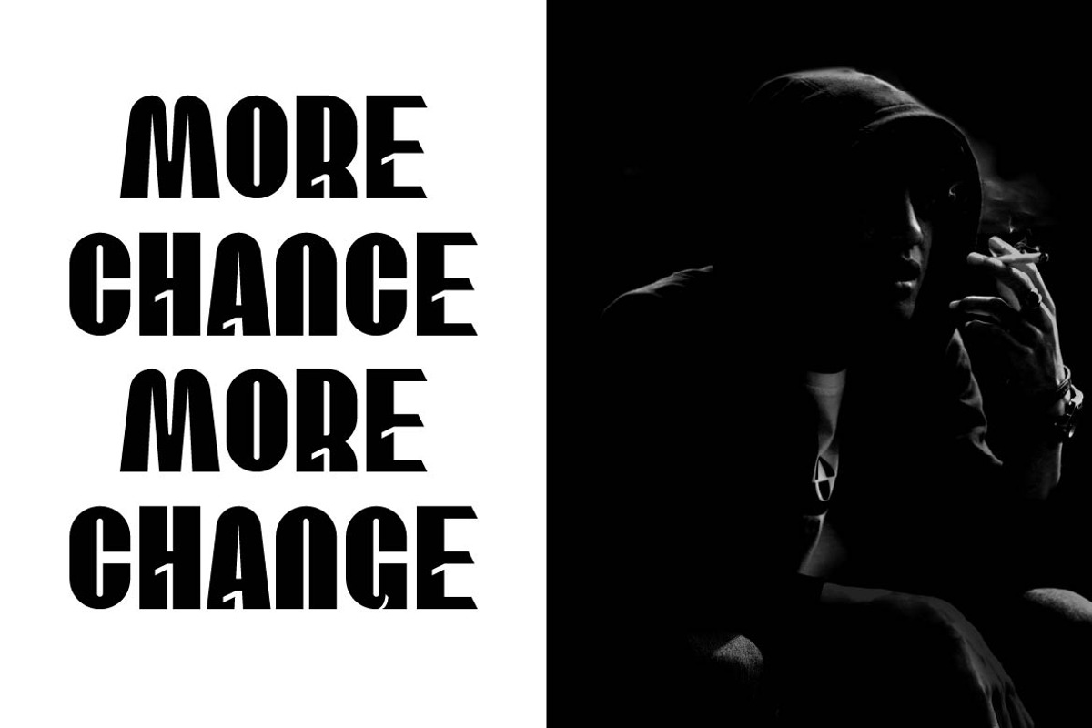 Kago – Bold Display Sans Serif, a Sans Serif Font by Artiveko (Photo 7 of 8)