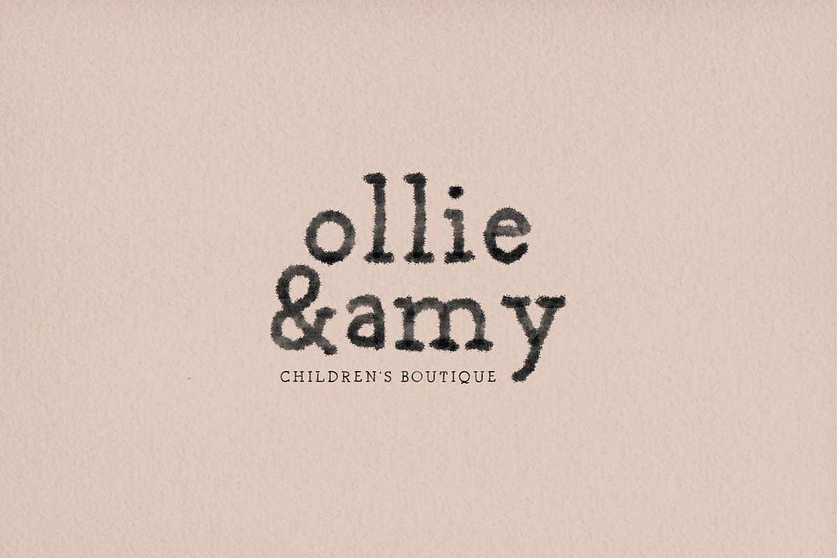 Petite Fleur Font: SVG, Regular, a Serif Font by ReveryWorks (Photo 4 of 10)