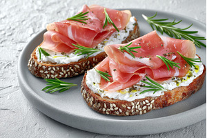 Puffed rice cake sandwiches that, a Food & Drink Photo by ZinetroN