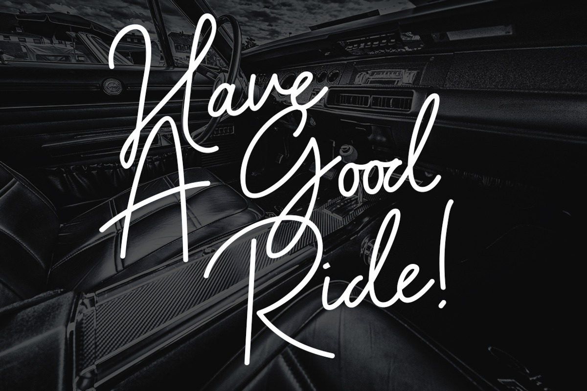 Barcelony Signature Business Font preview 2