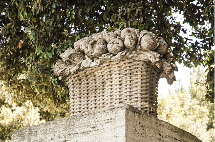 Fruit basket sculpture in Villa, an Arts & Entertainment Photo by Iván Moreno STOCK PHOTO