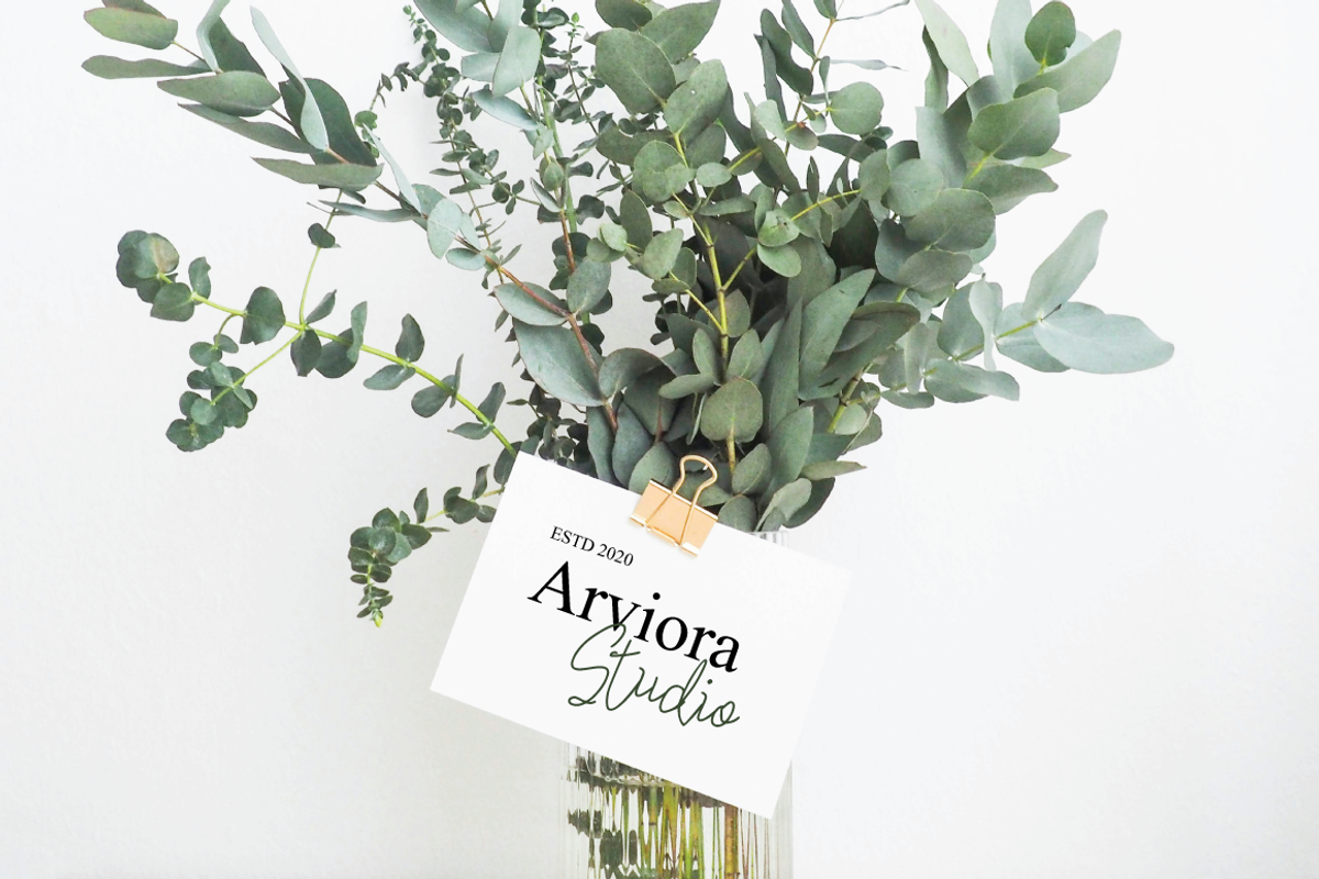 Athenia Signature, a Font by Eltypesstudio (Photo 10 of 10)