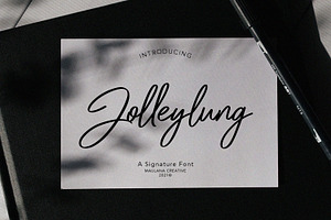 Jolleylung Signature Font