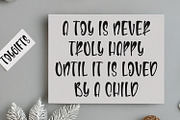 Ciannal Christmas Display Font, a Handwritten Font by Maulana Creative (Thumbnail 3 of 7)
