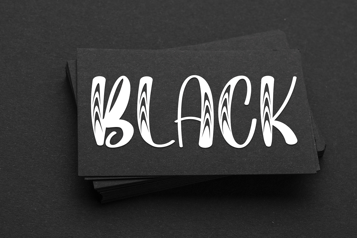 Merry Halloween | Script Font, a Script Font by Scratchones (Photo 5 of 8)