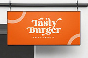 Royal Tomato – Display Retro Serif F, a Serif Font by BrandSemut (Thumbnail 5 of 10)