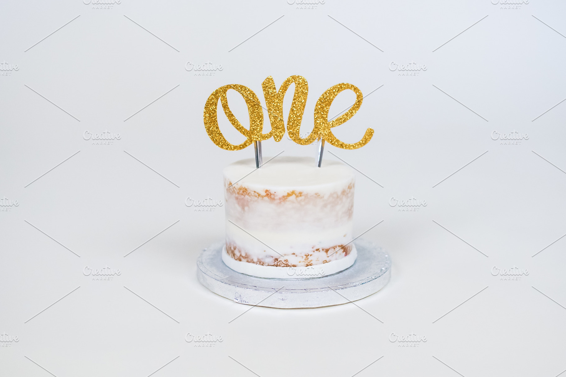 White Frosted Cake Gold Glitter ONE, a Photo by Frizz Studio