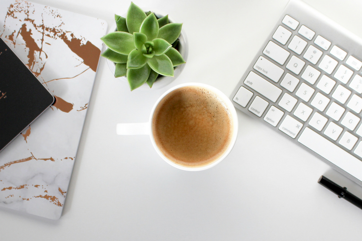 Minimalist Desktop with Keyboard, a Social Media Template by life i design by Nicki (Photo 4 of 5)