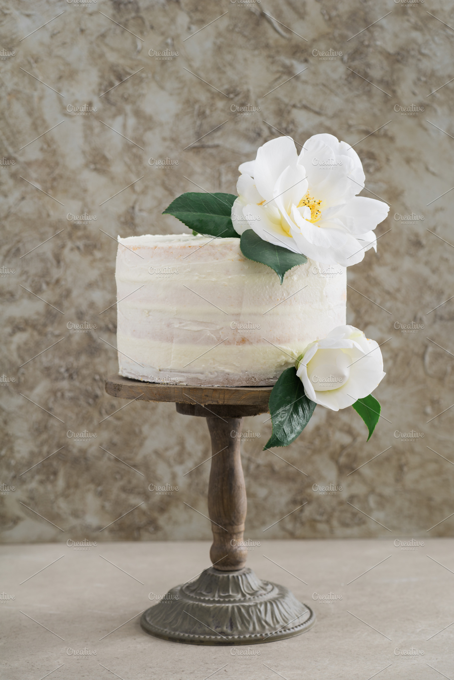Naked wedding cake featuring wedding cake, naked cake, and flowers, a Food & Drink Photo by Elisabeth Cölfen