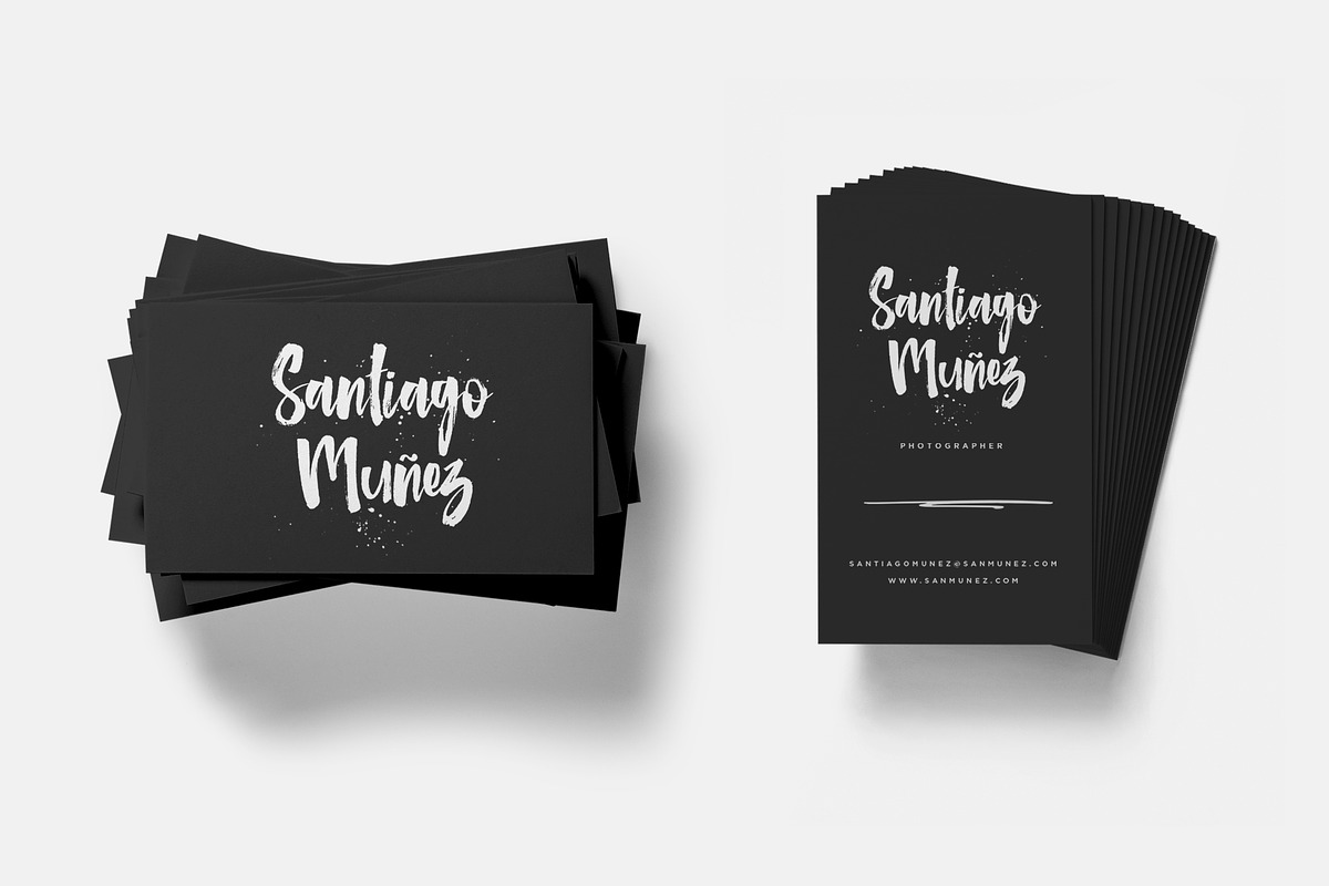 The Glamz watercolor brush logo font preview 7
