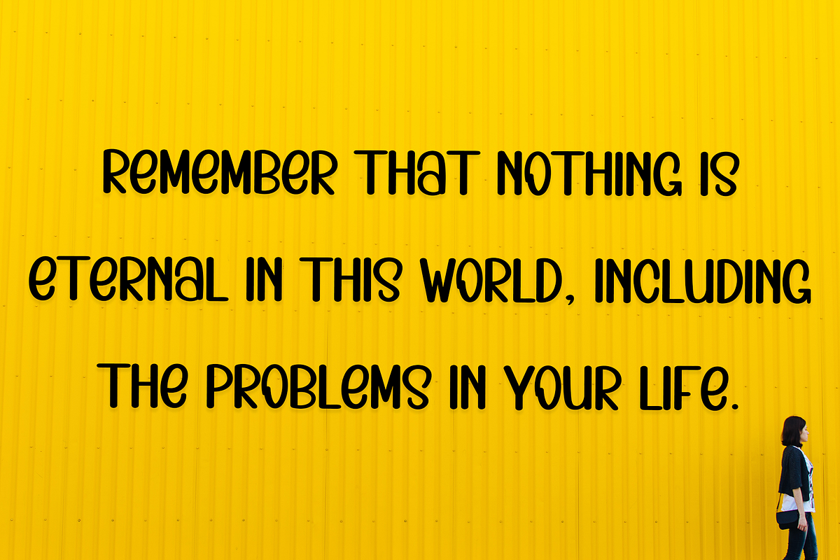 Monlight, a Sans Serif Font by InermediaSTUDIO (Photo 4 of 7)