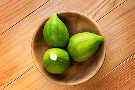 Ripe green figs, a Photo by wr7 Media