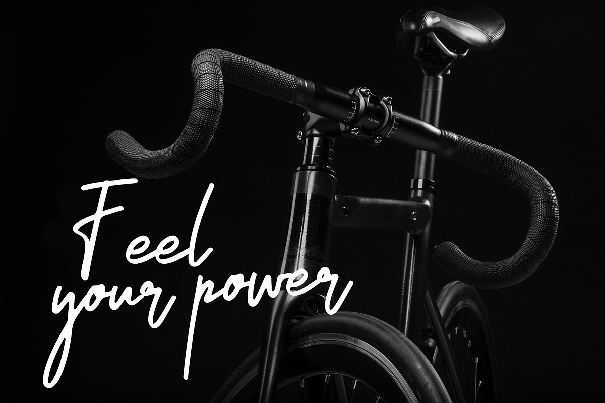 Ranormal Typeface Signature preview 2