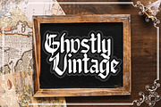 Gettegle Blackletter Font, a Blackletter Font by Bayuktx (Thumbnail 4 of 9)