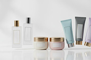 31 Premium Cosmetic Product Mockups, a Cups & Container Mockup by adenpinkstore (Thumbnail 32 of 32)