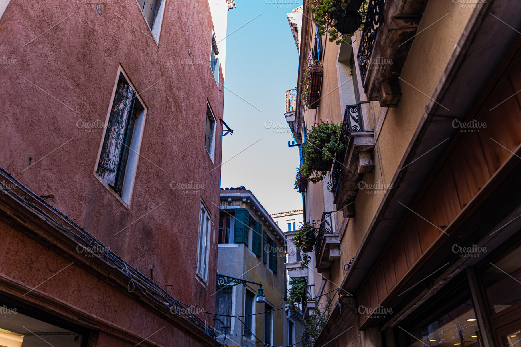 Narrow streets of Venice in the winter morning, an Architecture Photo by Anna Bogush