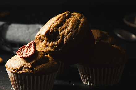 Vegan strawberry muffins