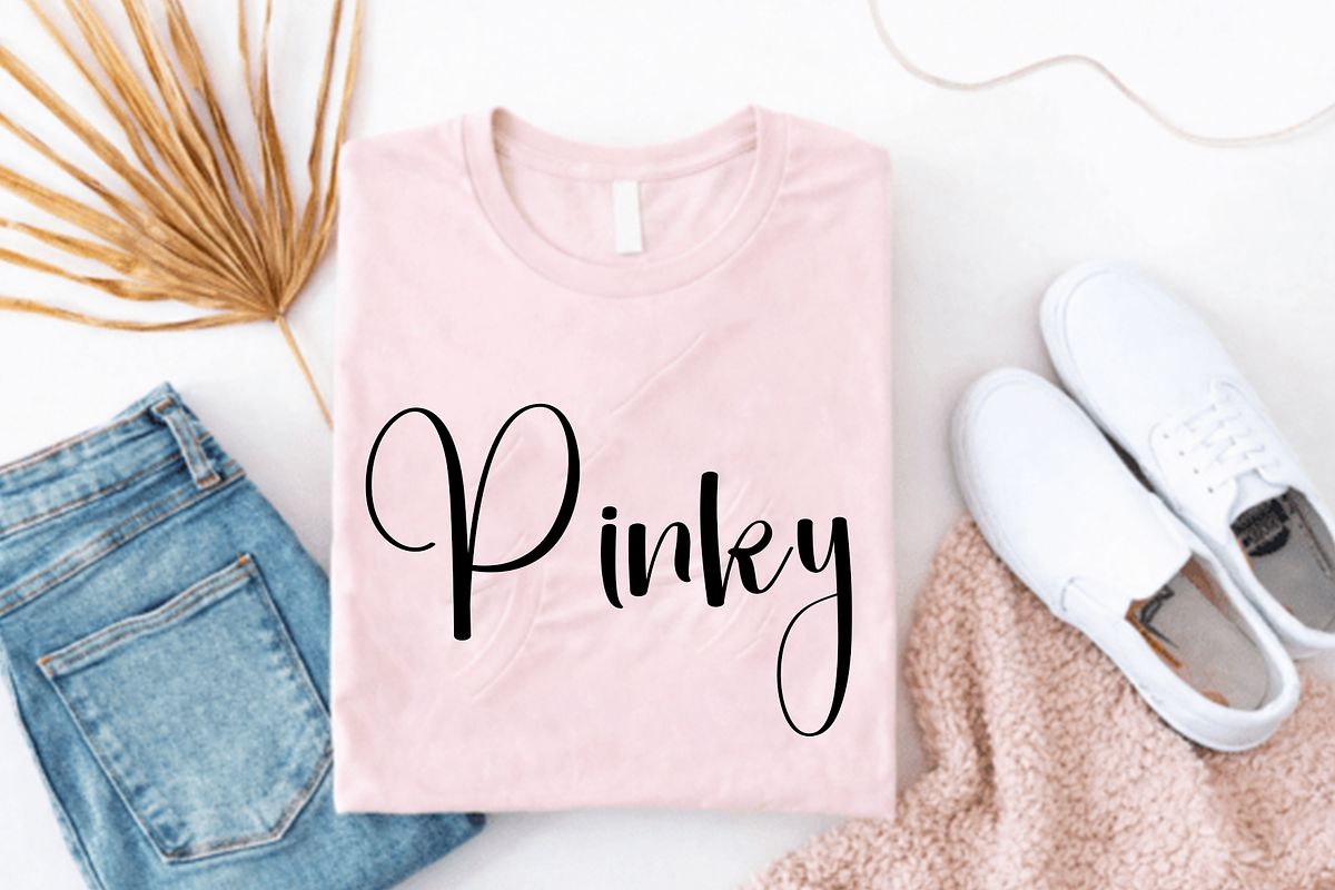 Mommy, a Handwritten Font by FreshTypeINK (Photo 3 of 7)