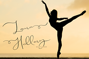 Smashing, a Script Font by Larin Type Co. (Thumbnail 9 of 11)