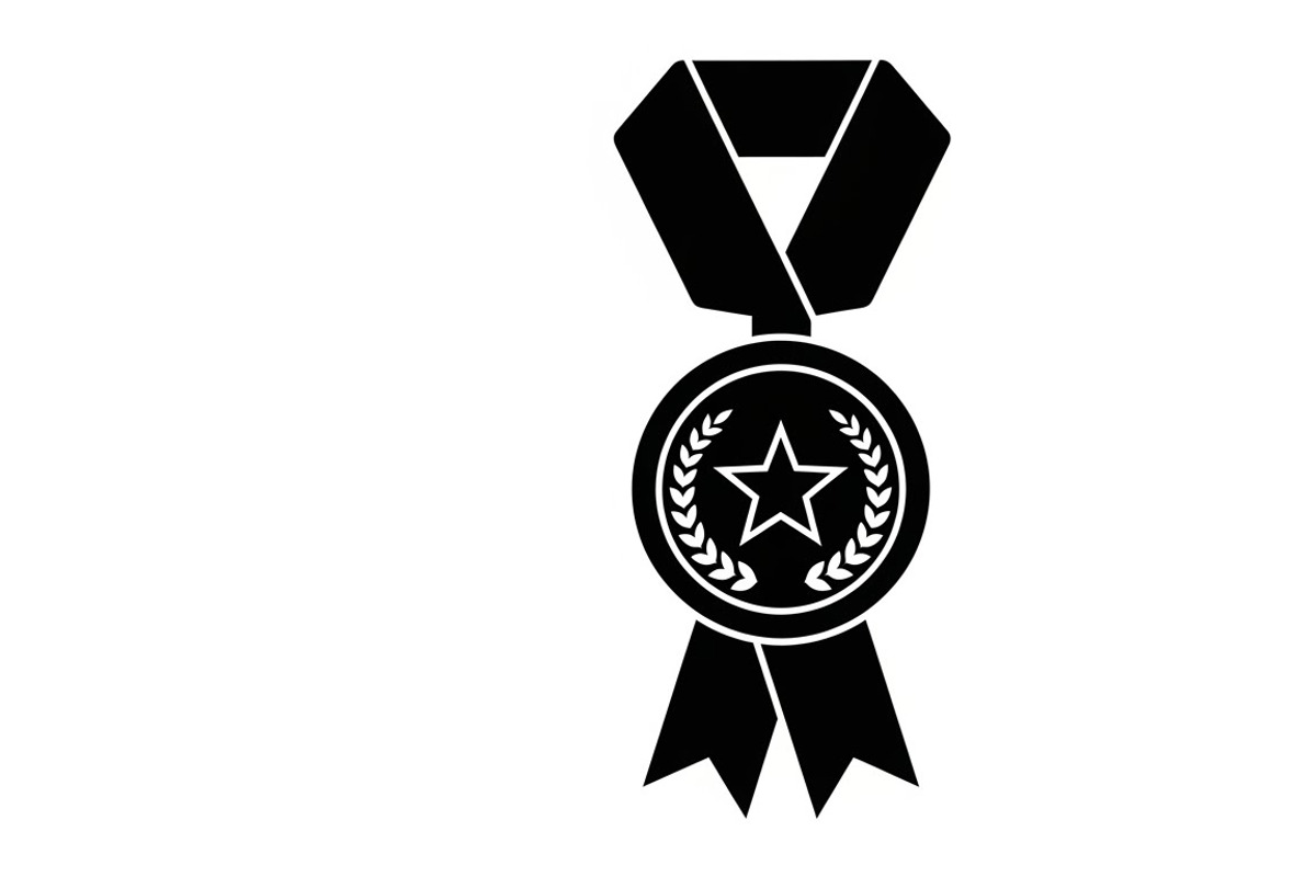 Modern medal icon vector logo design, an Illustration by Amazin_art (Photo 11 of 29)