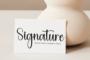 Monday Script Font