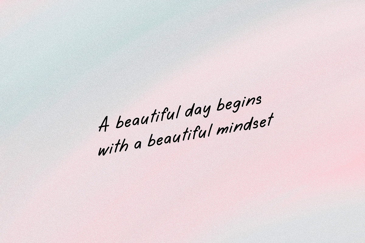 Marshmallow, a Handwritten Font by Sofia Skoog (Photo 3 of 9)