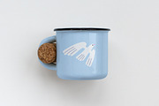 Birds: doves, pigeons fly in sky set, an Animal Illustration by Good Studio (Thumbnail 4 of 4)