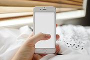 4 iPhone 6 Mockups, an iPhone Mockup by Homescreen Pro (Thumbnail 4 of 5)