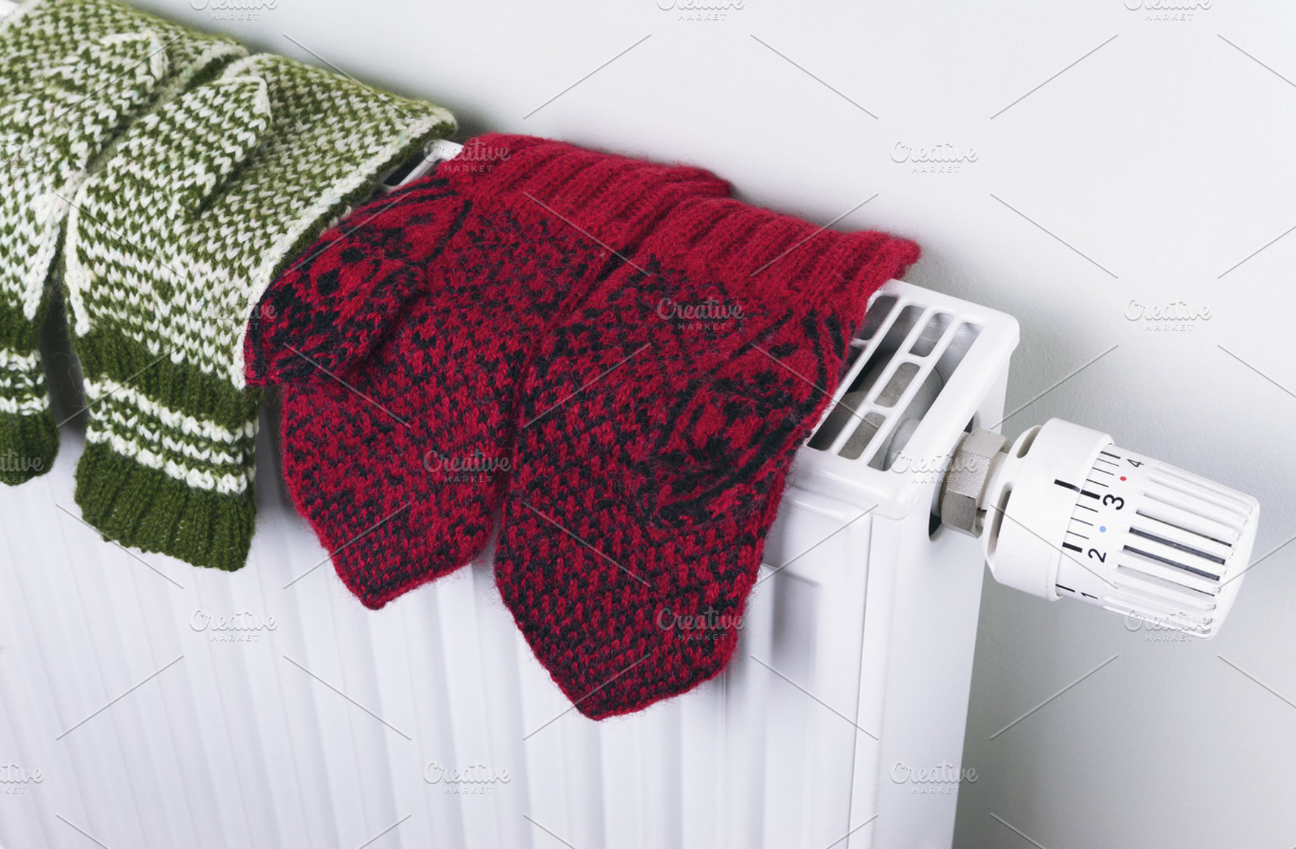 Knitted gloves drying, a Beauty & Fashion Photo by BOOCYS