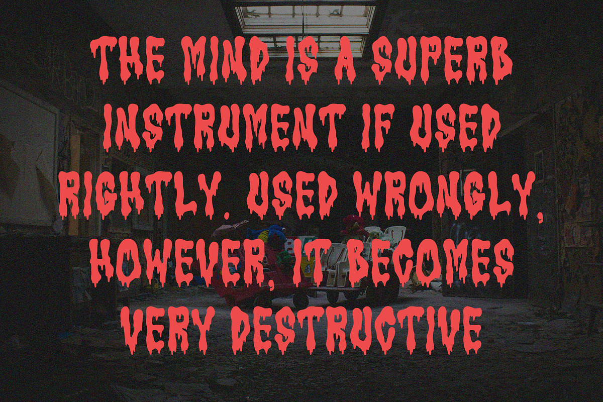 Zloomad Dripping Display Font, a Handwritten Font by Maulana Creative (Photo 4 of 7)